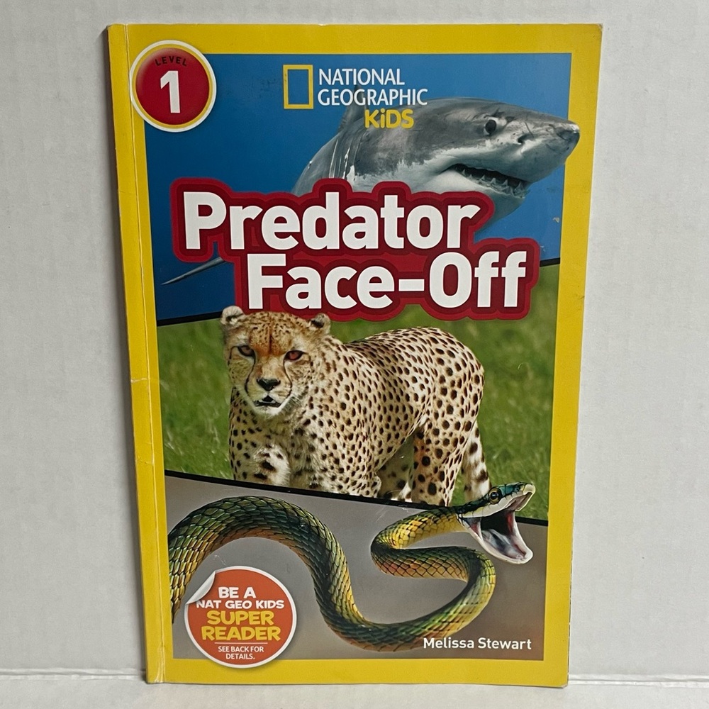 ♦️$3♦️ Predator Face-Off National Geographic Kids Level 1 book
